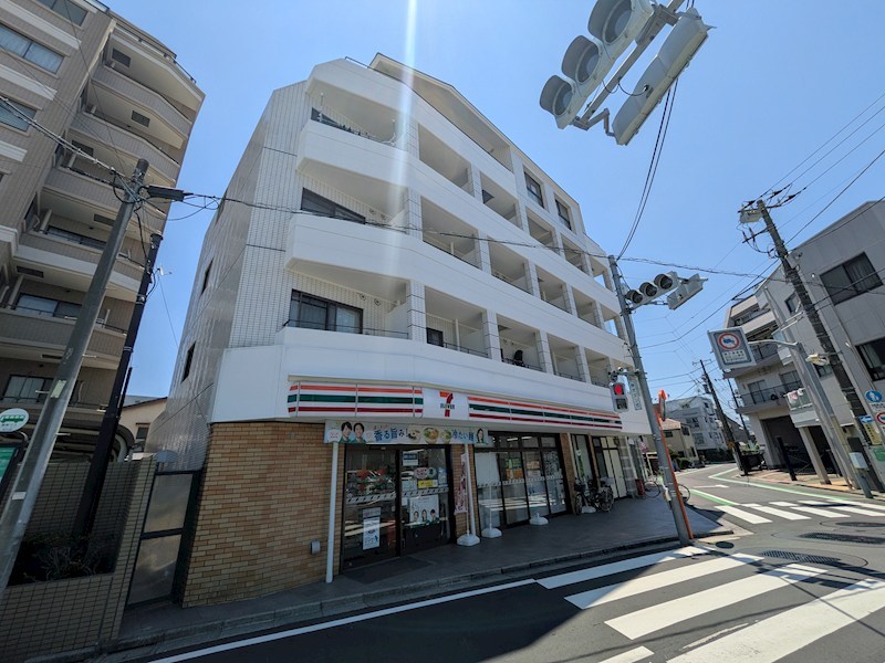 エメラルドマンション 外観