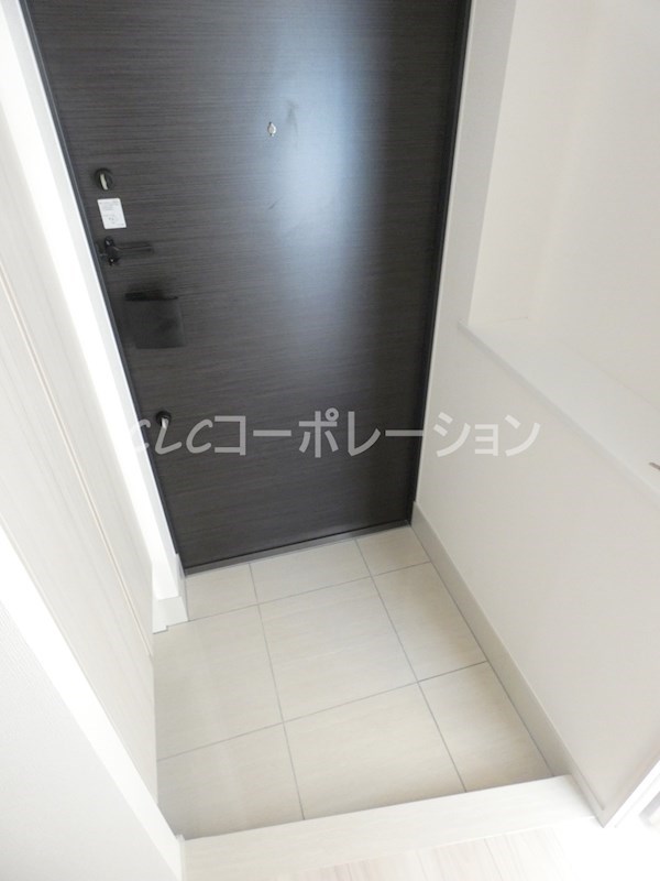メインステージ北千住Ⅶ 玄関