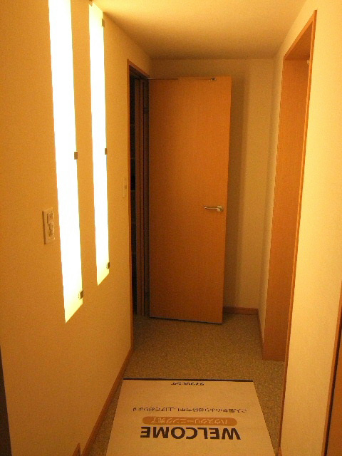 ロイヤルＫＪ  玄関