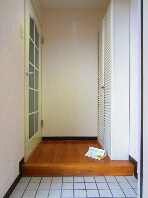 第２サンヒルズ 玄関