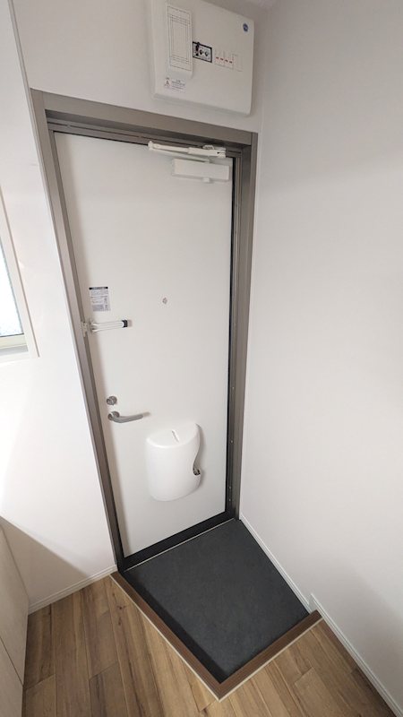 クラビクラ小岩  玄関