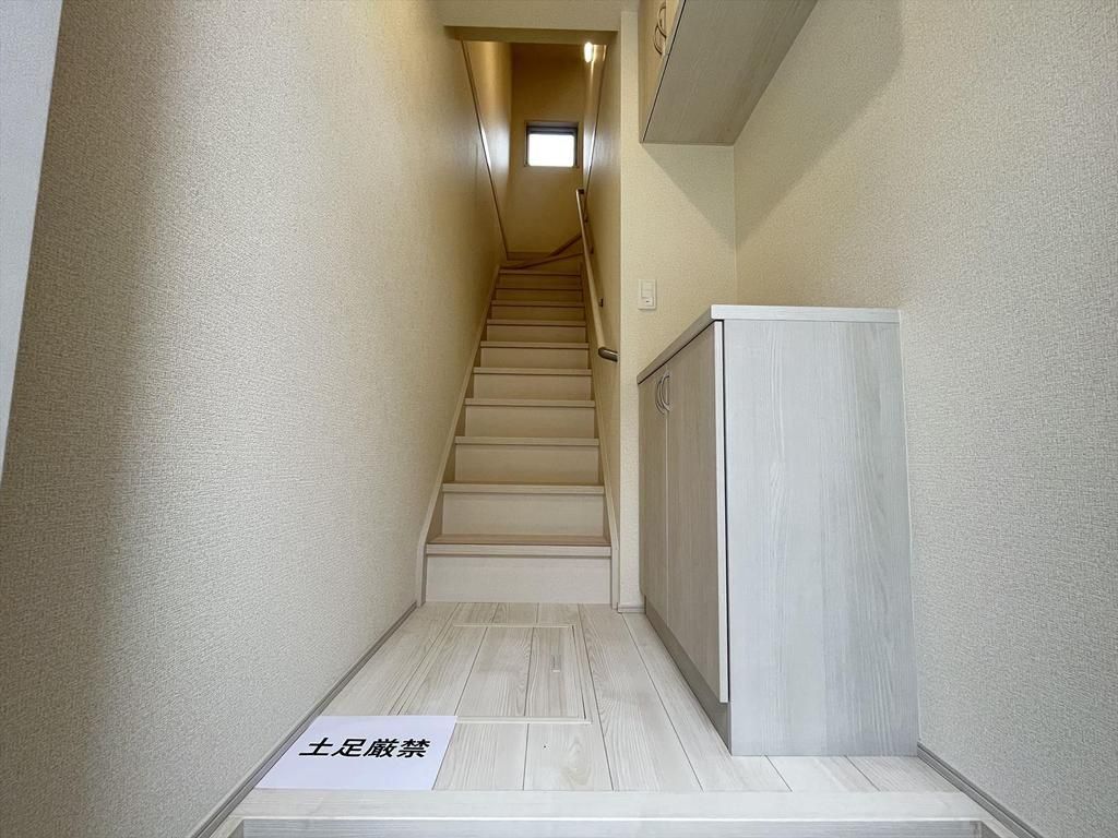 リーブルファイン新小岩 玄関