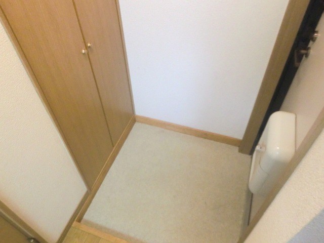 ミナトビル 玄関