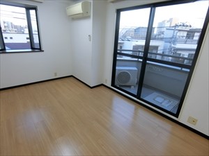 コンシェール茨木 リビング