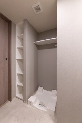 プラウドフラット浅草アベニュー 玄関