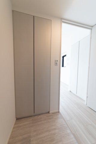 プラウドフラット浅草トレサージュ 玄関