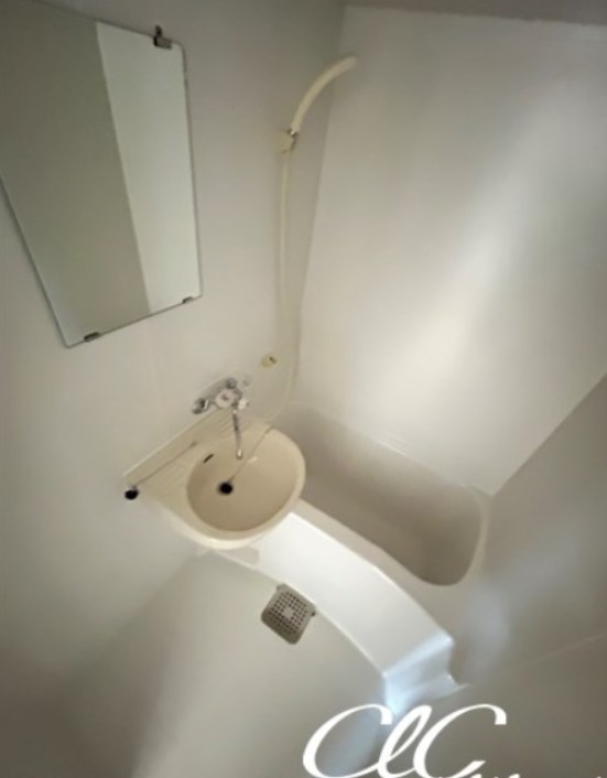 山源水産ビル 風呂画像