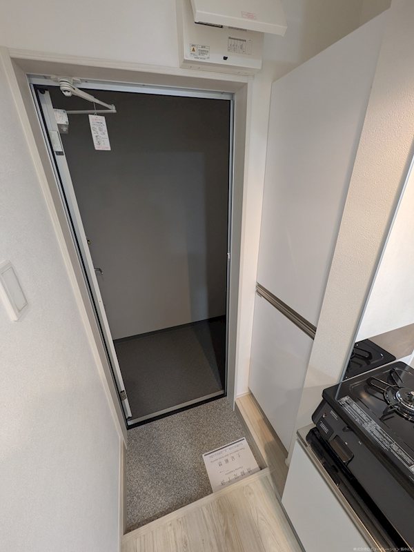 パインヒル１９ 玄関