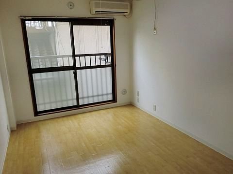 石井ハイツ ベッドルーム