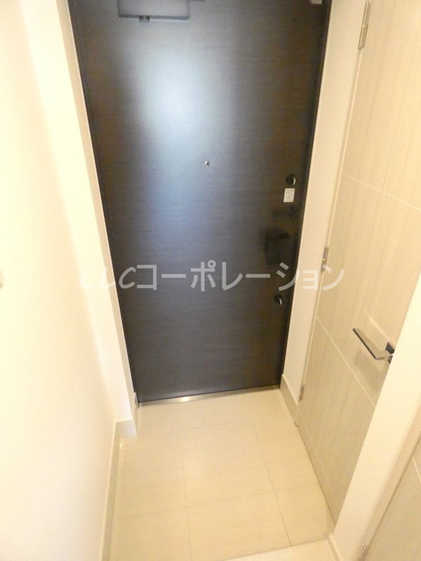 メインステージ北千住Ⅶ  玄関