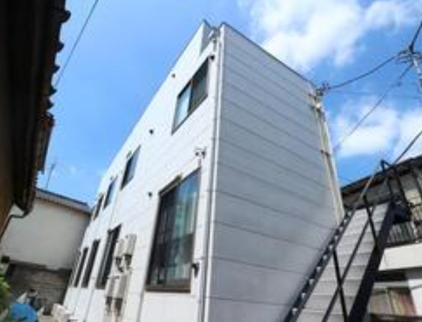 ＩＬ　ＲＯＳＳＯ町屋（イルロッソ） ベランダ