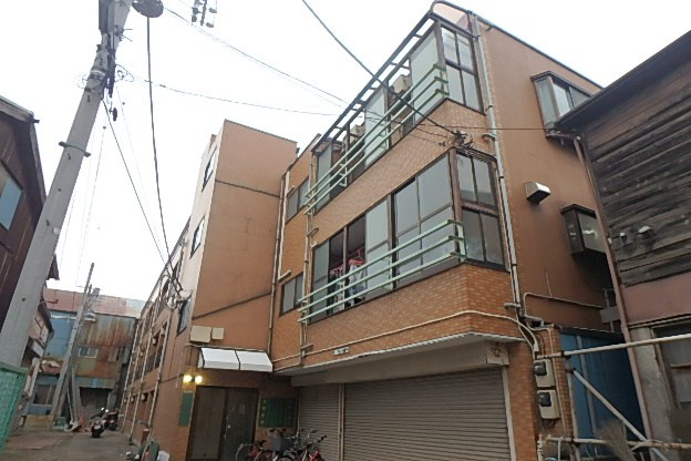 第一アサヒハイツ 301号室 外観