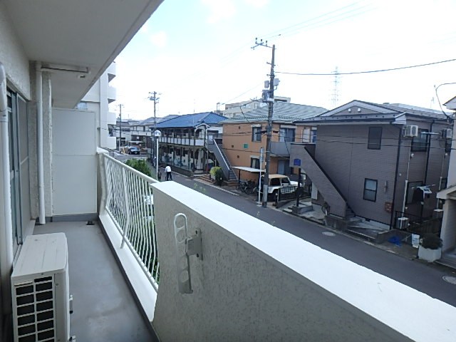 ライヴス行徳 ベランダ