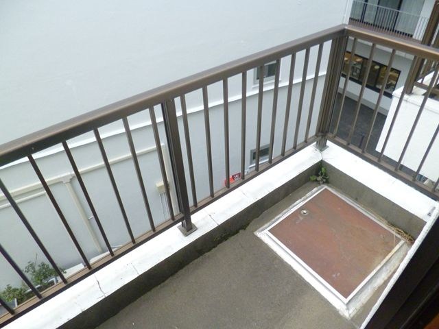 小島ビル ベランダ