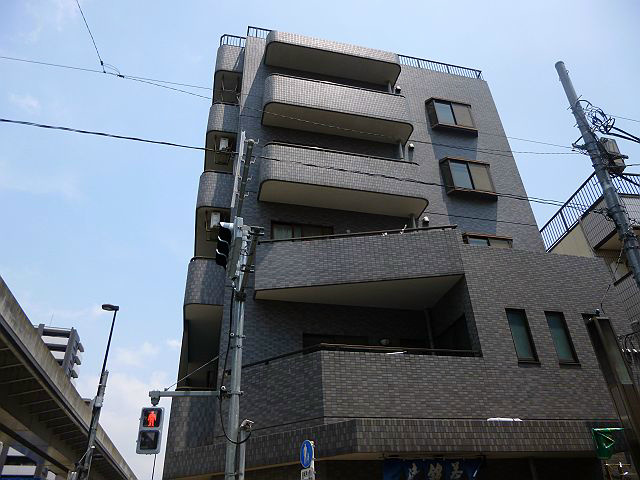 リトルパインプラザ   502号室 外観