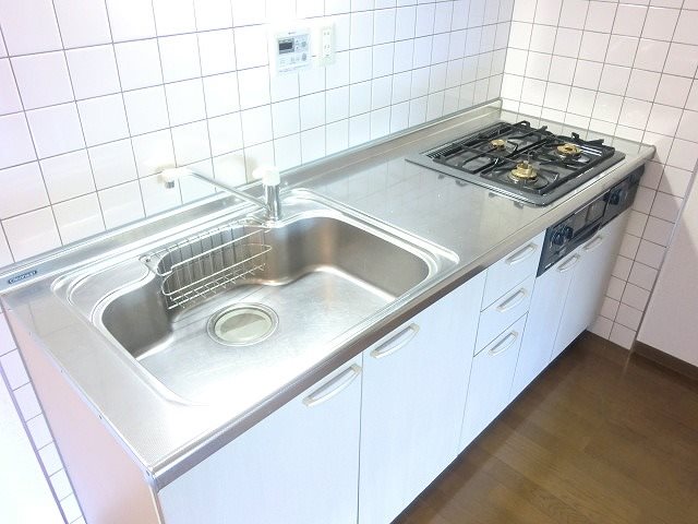 ドミールコンフォール親水公園 キッチン