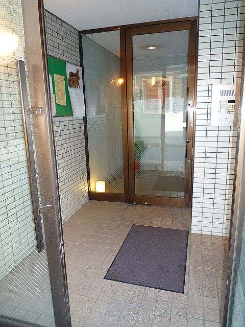 サンクレスト峰岸ビル エントランス