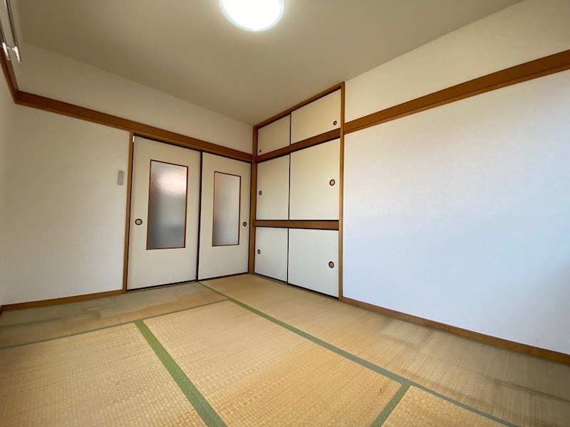 オイコスヒルズ　C棟 ベッドルーム