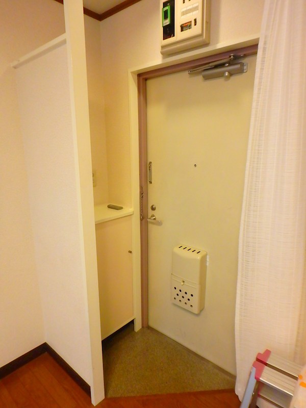 ベルメゾンサカイ 玄関