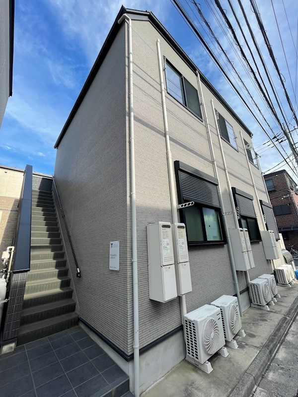 ベレッツァ 外観
