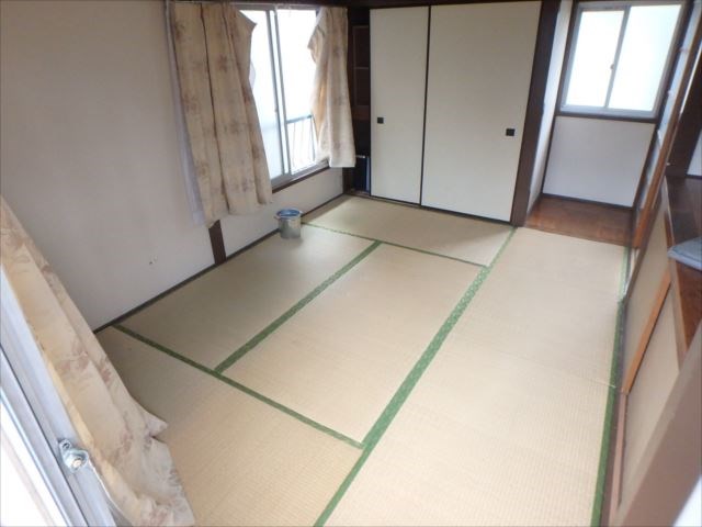 湧井コーポ ベッドルーム