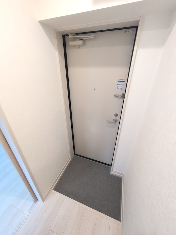 アイウシ梅島 玄関