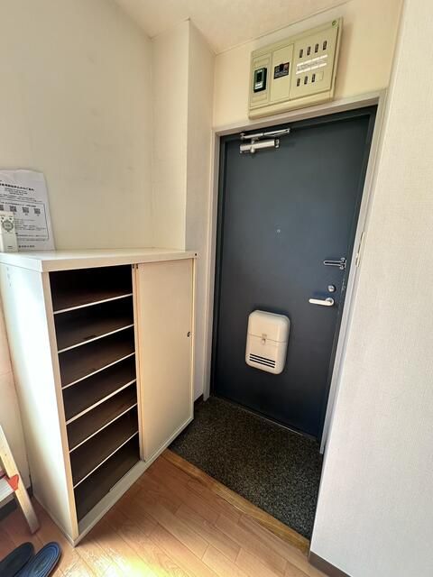 第３ハイツカトレア 玄関