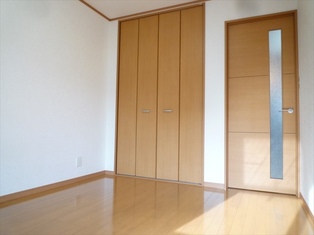岡部ビル リビング