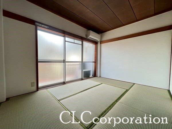 川出マンション ベッドルーム