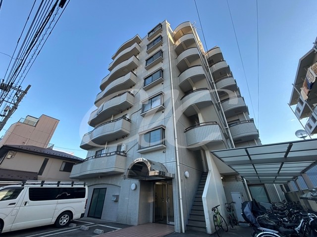 ゴールデンリバーマンション 外観