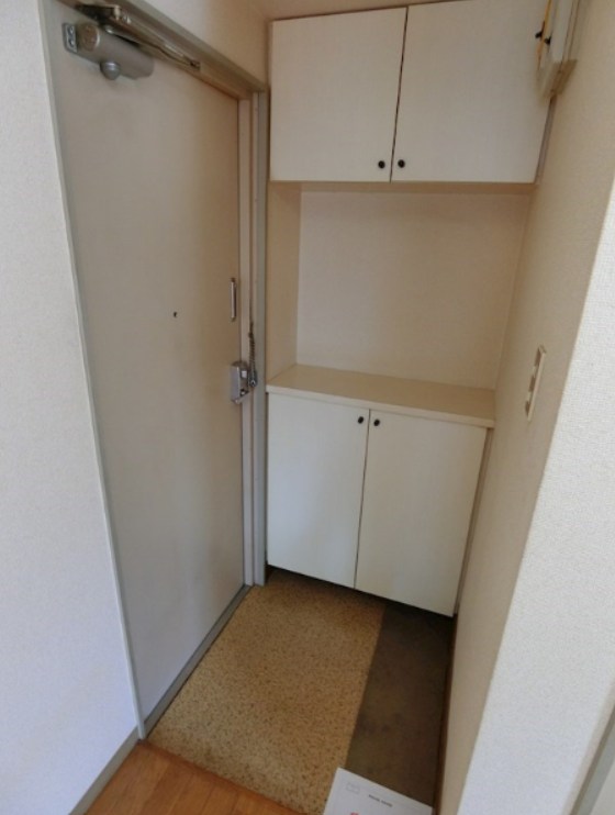 TKグレイスビル 玄関