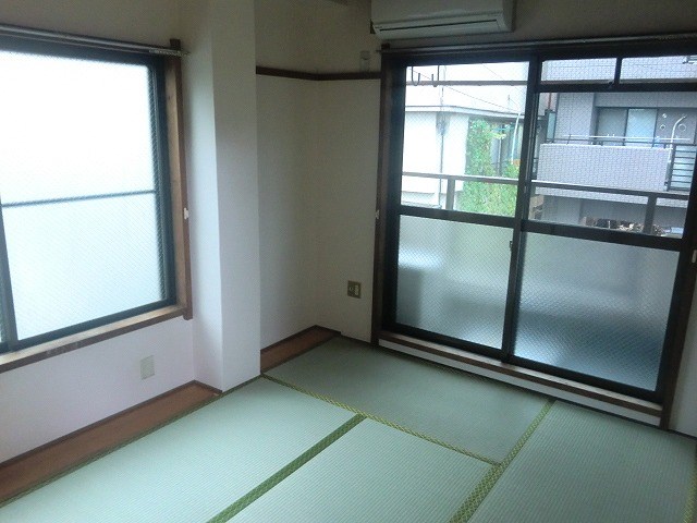 第二小林ハイツ ベッドルーム