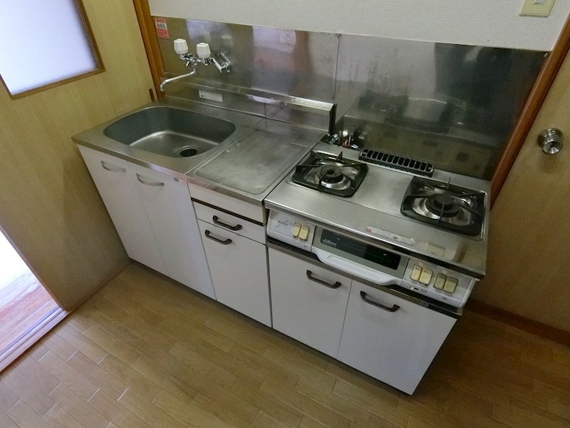 ランドフォレスト北千住 キッチン
