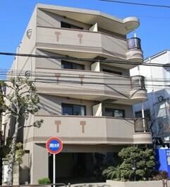 ラ・パルフエ・ド・ジユワンドル 外観
