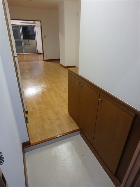 木戸坂ローヤルマンション   玄関