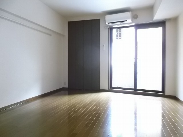 クリオ王子神谷弐番館  リビング