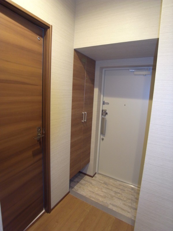 ORANGE PORTE 玄関