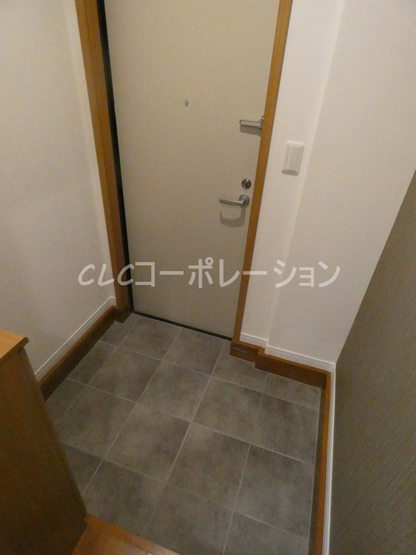 ランドヴィル千住柳町 玄関
