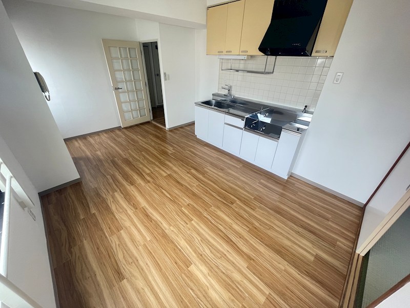 ガーデン欣志ビル リビング