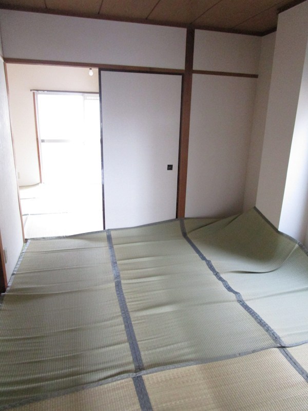 ハイツ大和田 ベッドルーム