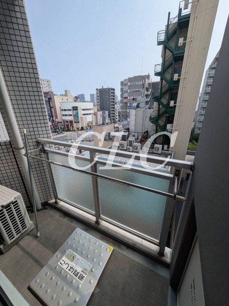 ヴェローナ門前仲町ルッソ（Verona門前仲町lusso) ベランダ