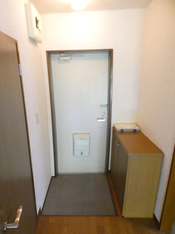 フェニックスコート 玄関
