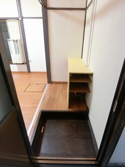 佐藤アパート 玄関