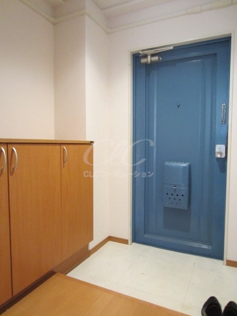 田辺コーポ 玄関