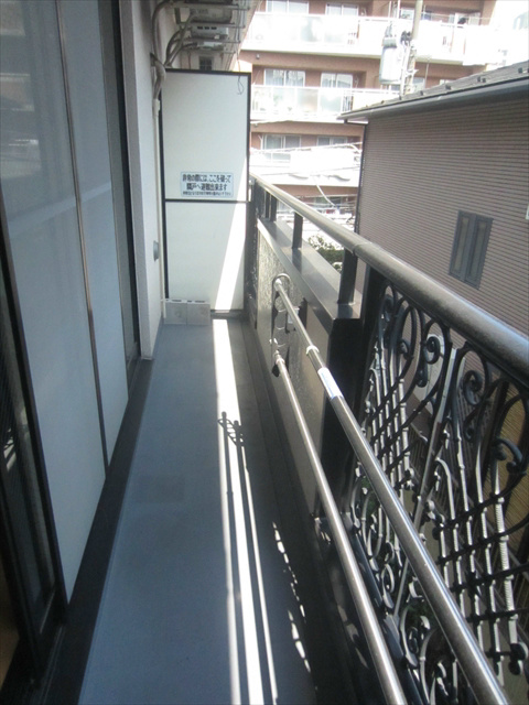 第六田嶋ビル  ベランダ