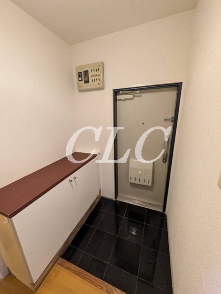 ファミール浜園 玄関