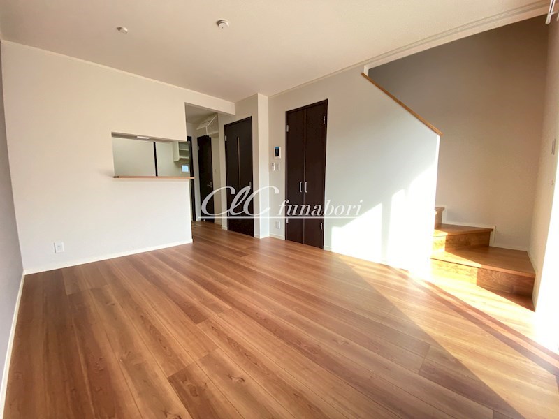 メゾン八千代 リビング