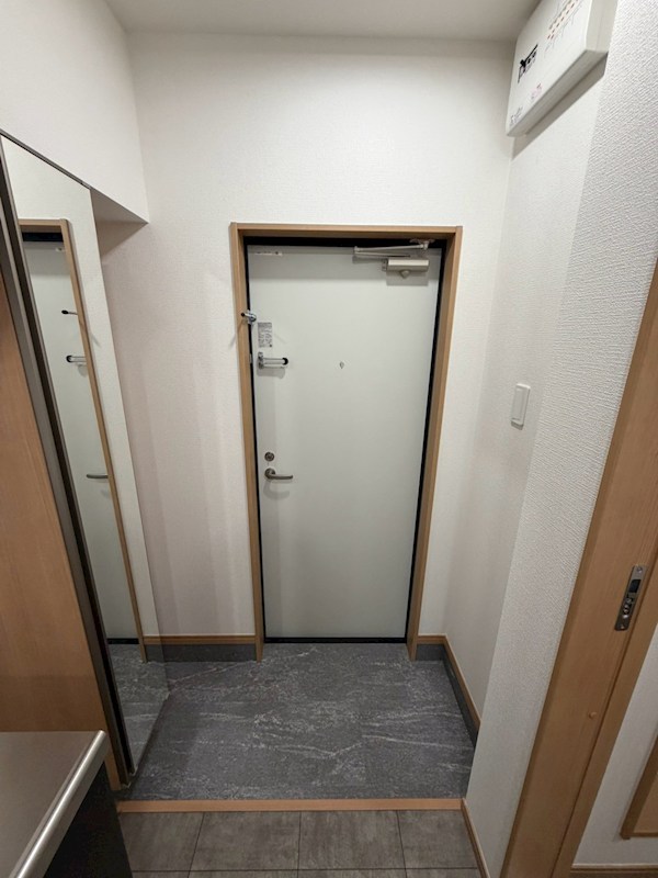 ロンリヴェール 玄関