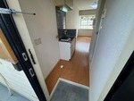 キャピタル中川 玄関