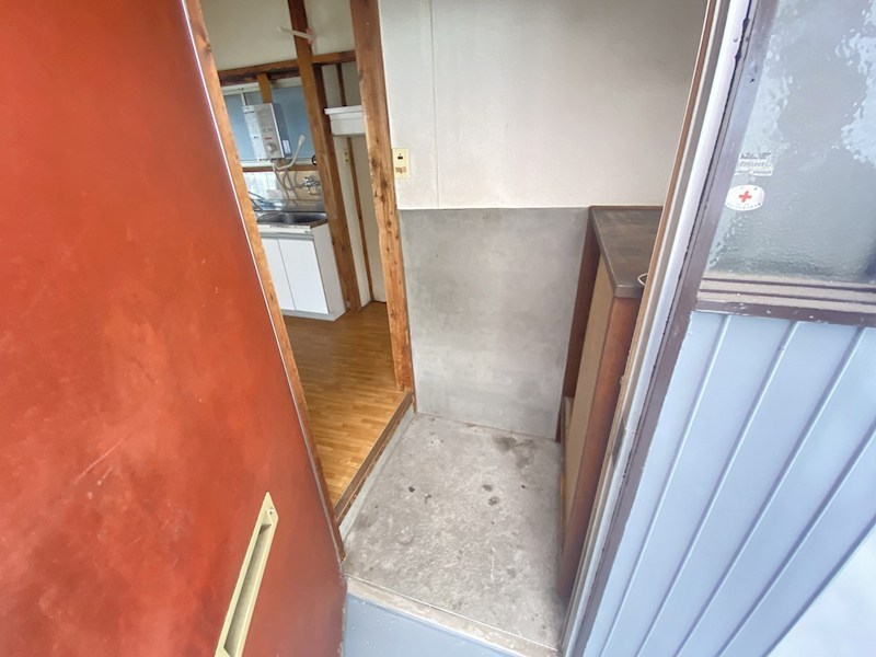 第二新中川荘 玄関
